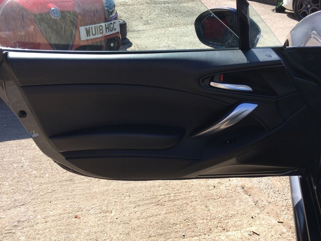 Used Fiat 124 Spider 2017 for sale - 76609130: Photo 24