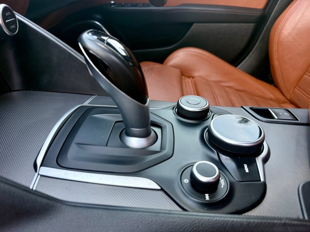 Used Alfa Romeo Giulia 2020 for sale - 77341568: Photo 13