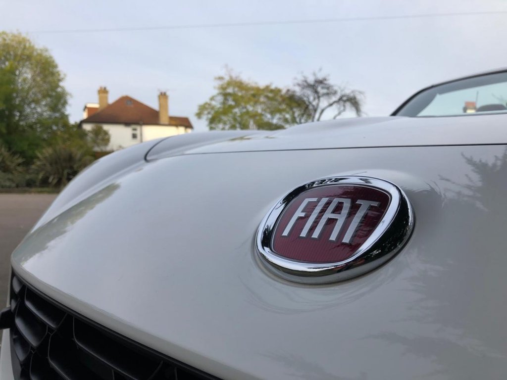 Used Fiat 124 Spider 2017 for sale - 78123934: Photo 23