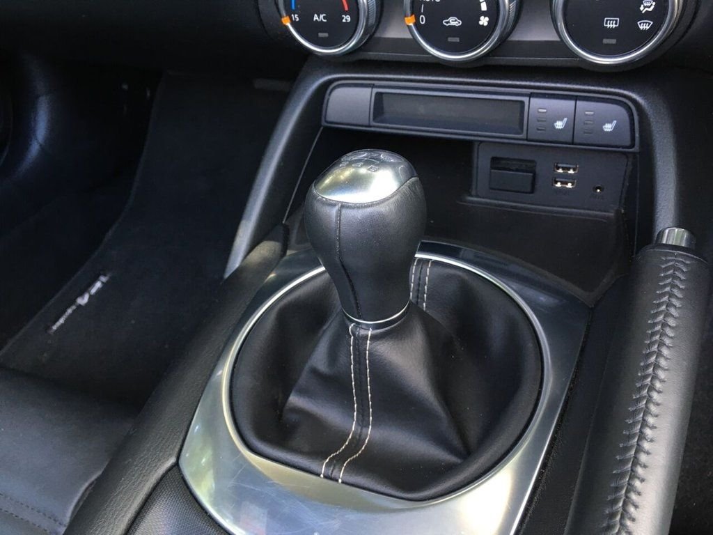 Used Fiat 124 Spider 2018 for sale - 77835131: Photo 11