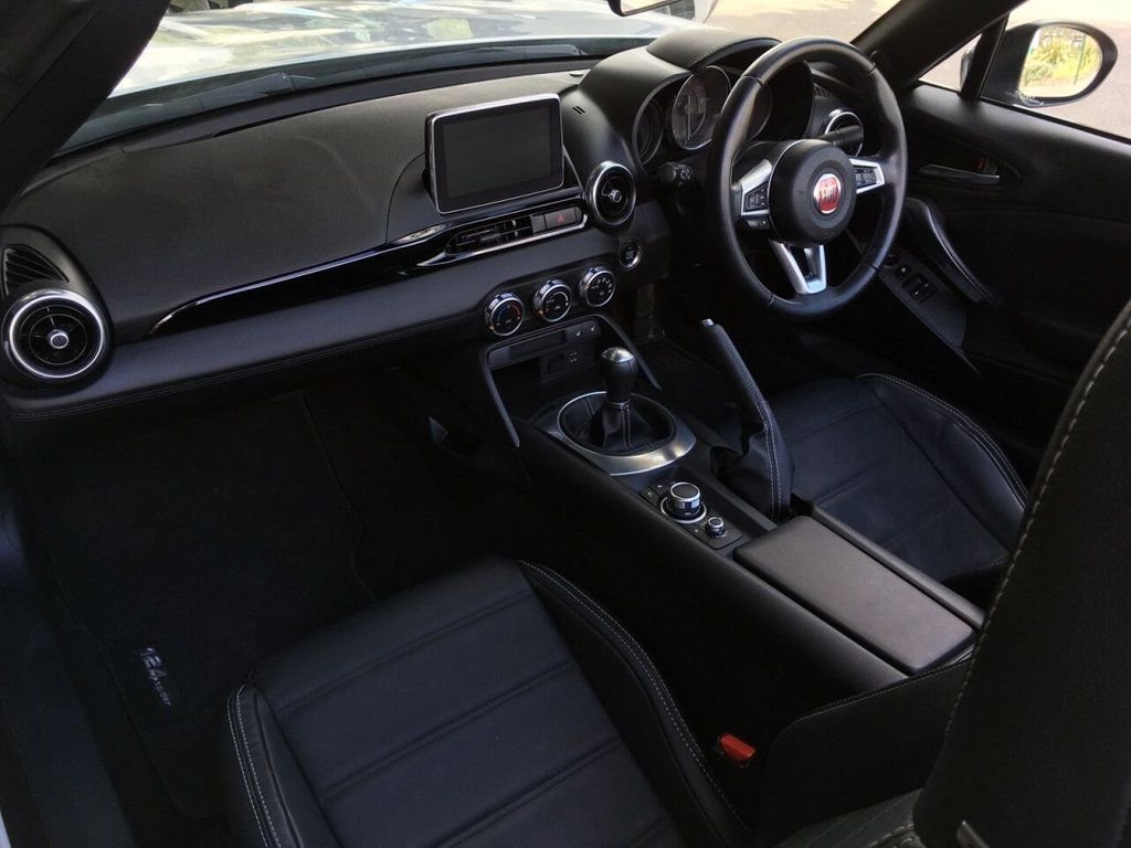 Used Fiat 124 Spider 2018 for sale - 77835131: Photo 13