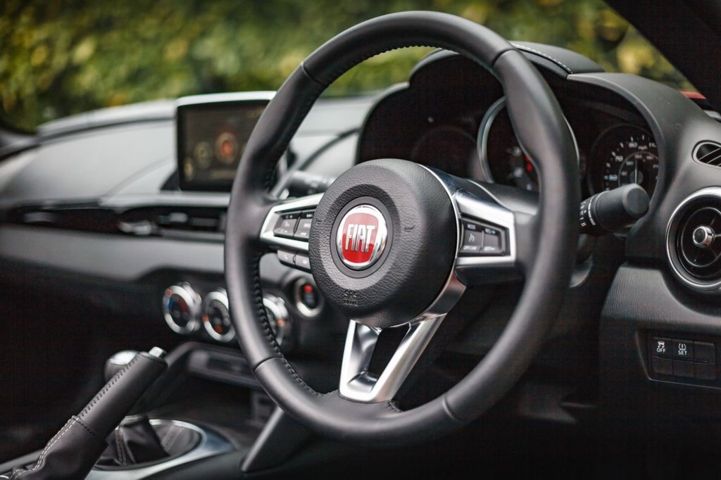 Used Fiat 124 Spider 2018 for sale - 77835131: Photo 3