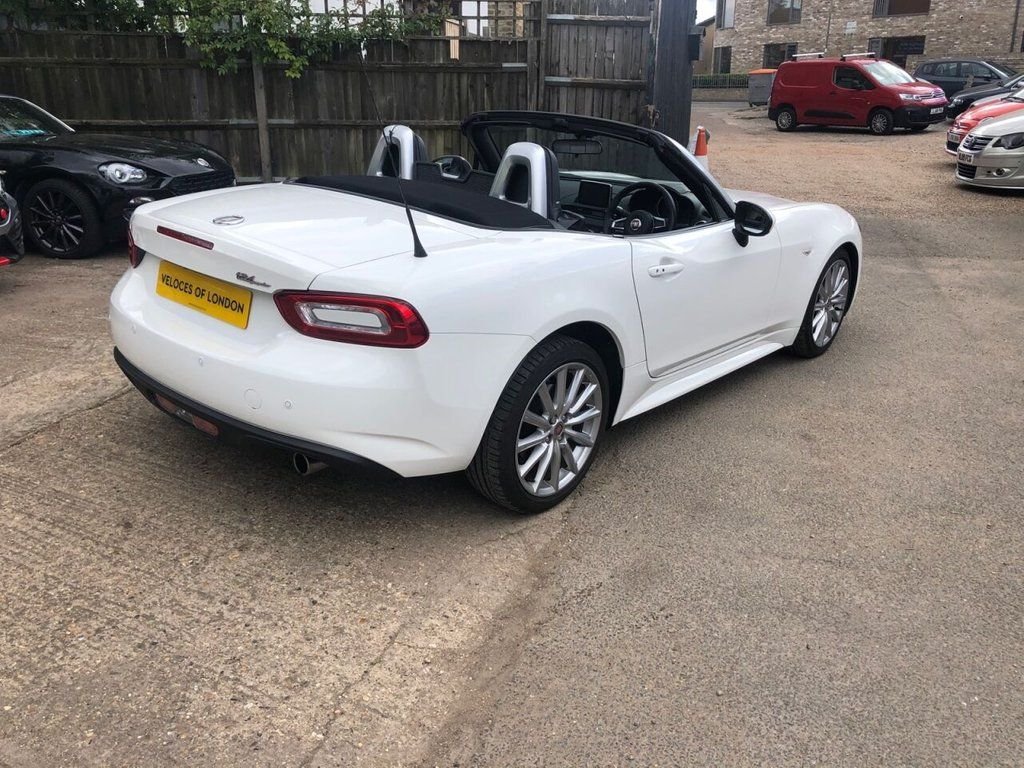 Used Fiat 124 Spider 2018 for sale - 77835131: Photo 7