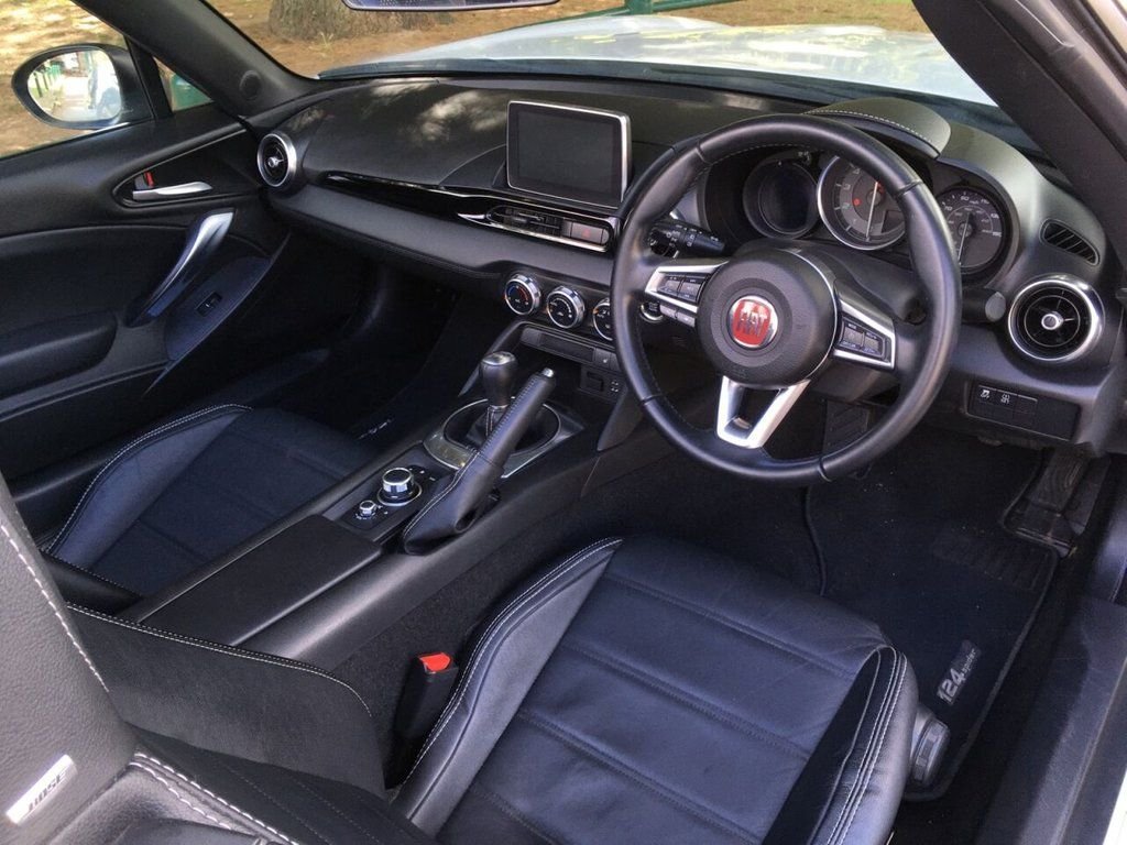 Used Fiat 124 Spider 2018 for sale - 77835131: Photo 9