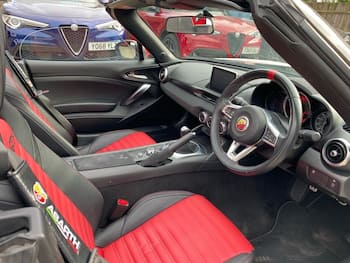 Used Abarth 124 Spider 2017 for sale - 79632733: Photo