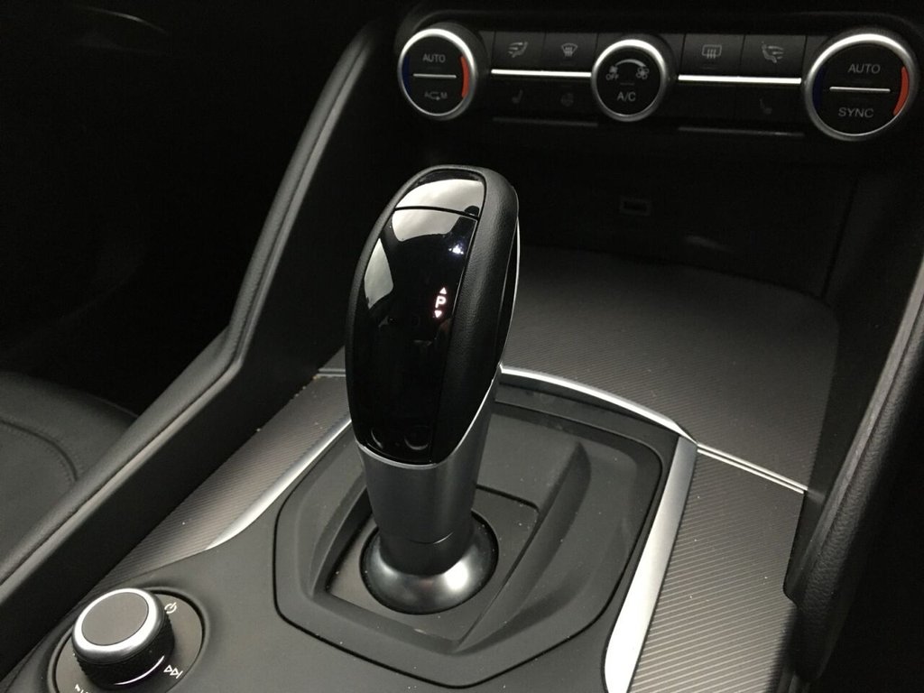 Used Alfa Romeo Giulia 2019 for sale - 76609150: Photo 10