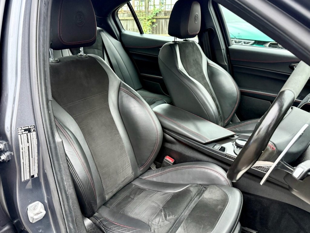 Used Alfa Romeo Giulia 2017 for sale - 76923751: Photo 11