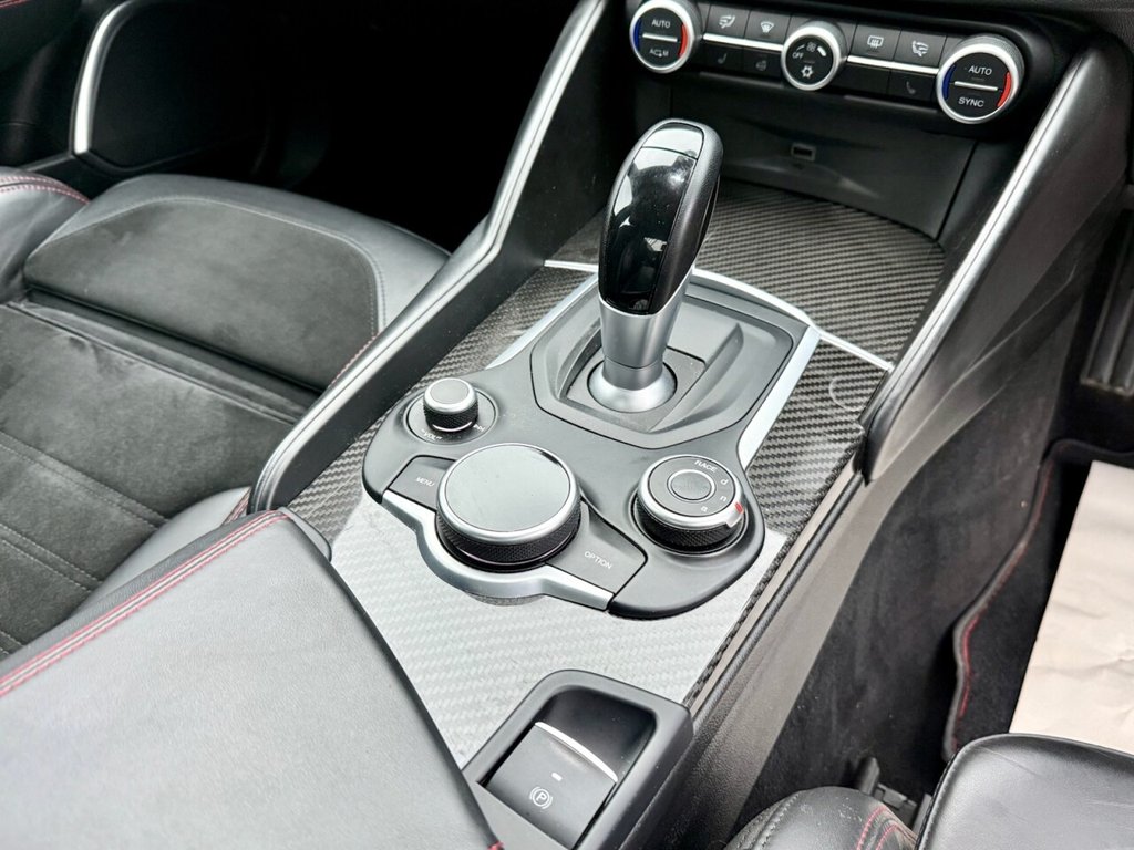 Used Alfa Romeo Giulia 2017 for sale - 76923751: Photo 14