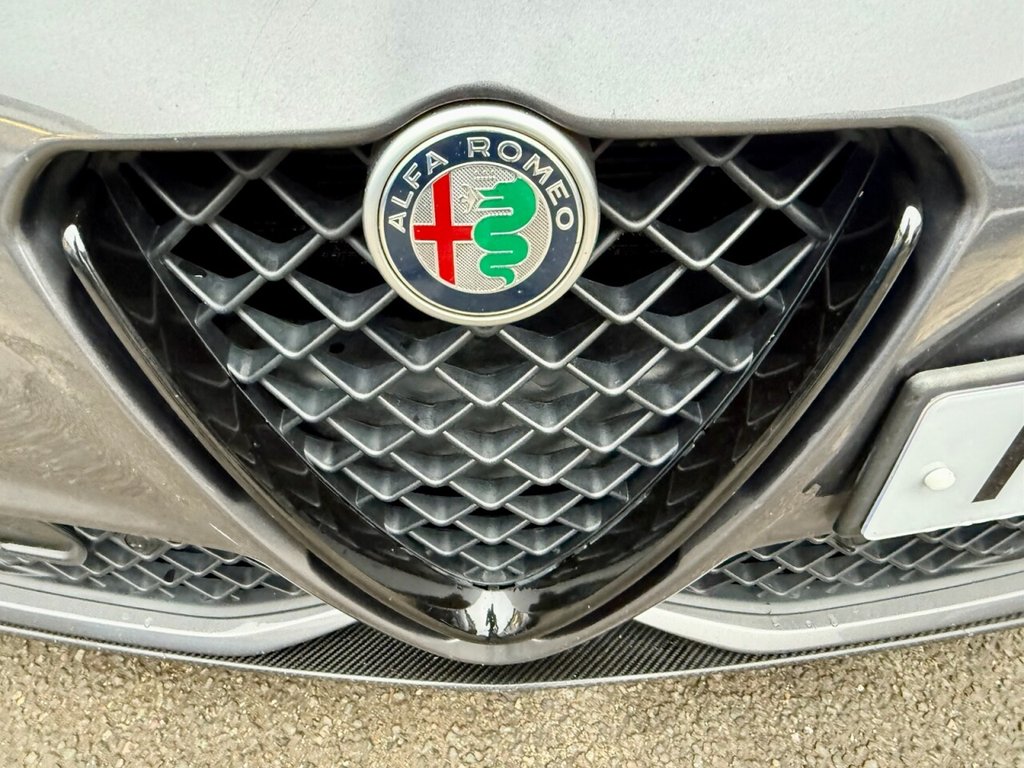 Used Alfa Romeo Giulia 2017 for sale - 76923751: Photo 28