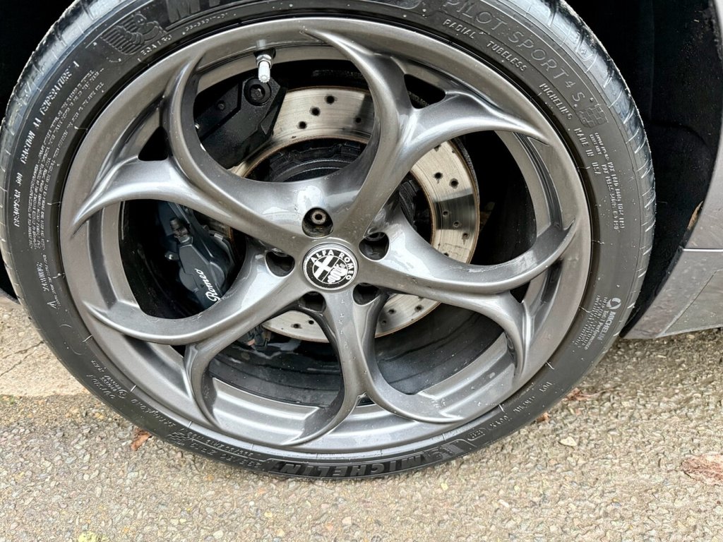 Used Alfa Romeo Giulia 2017 for sale - 76923751: Photo 8