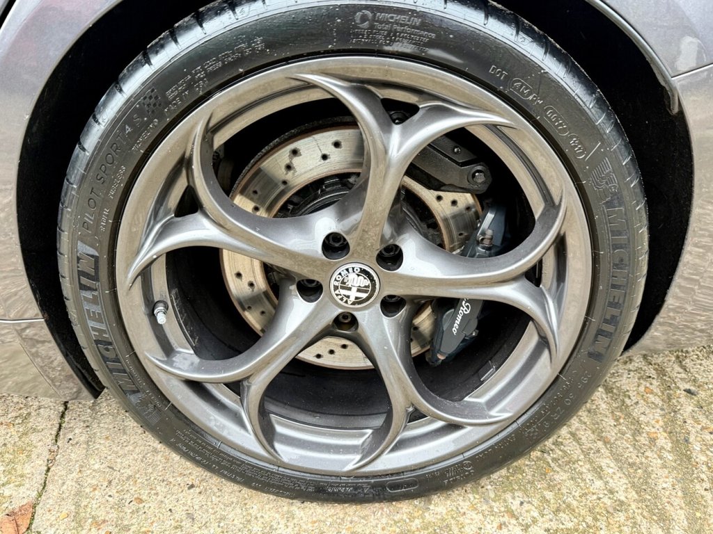 Used Alfa Romeo Giulia 2017 for sale - 76923751: Photo 9