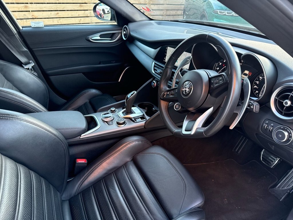 Used Alfa Romeo Giulia 2021 for sale - 76660628: Photo 2
