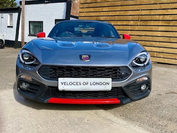Used Abarth 124 Spider 2016 for sale - 78977839: Photo