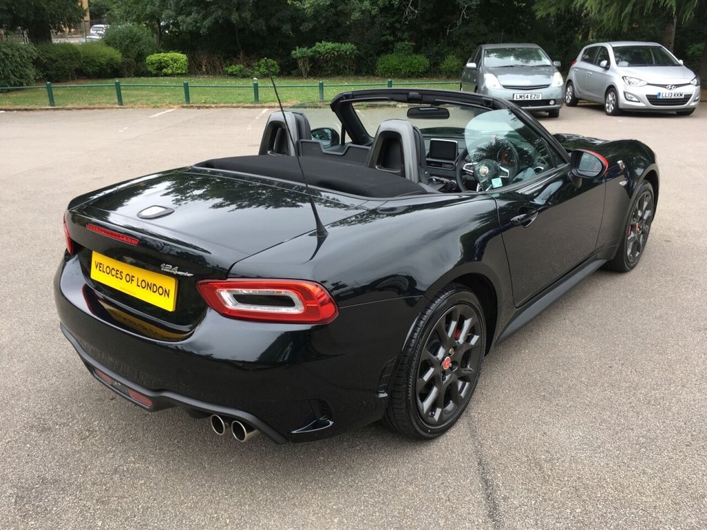 Used Abarth 124 Spider 2018 for sale - 77477675: Photo 11