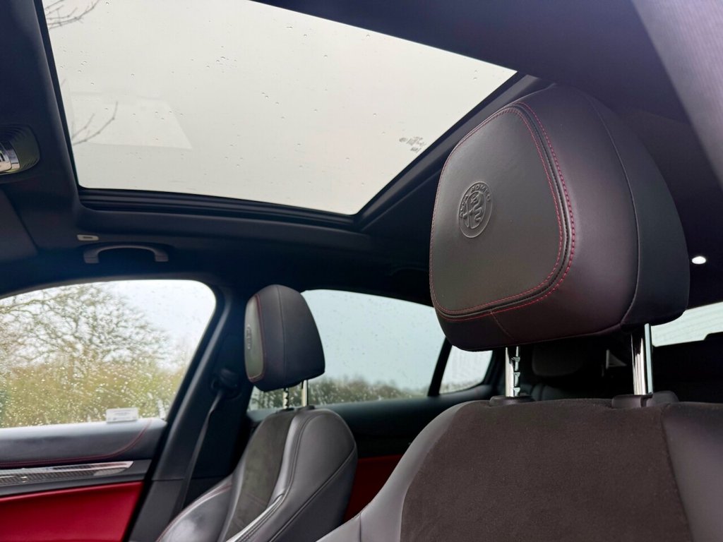 Used Alfa Romeo Stelvio 2019 for sale - 77792294: Photo 2