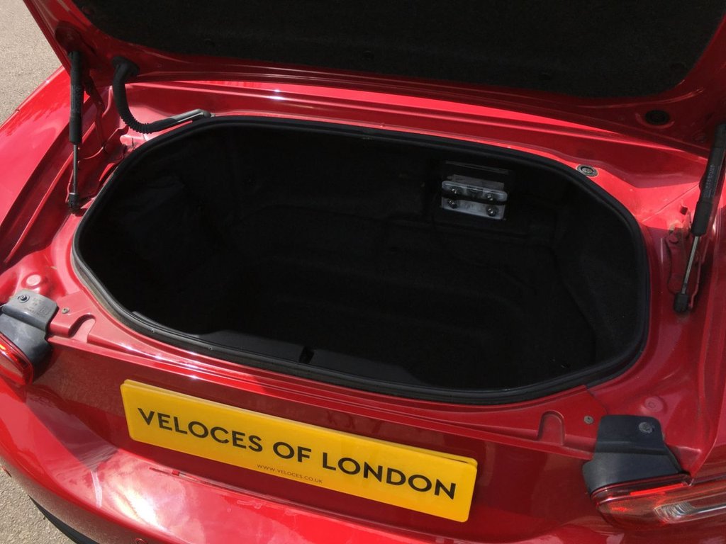 Used Fiat 124 Spider 2016 for sale - 78063480: Photo 24