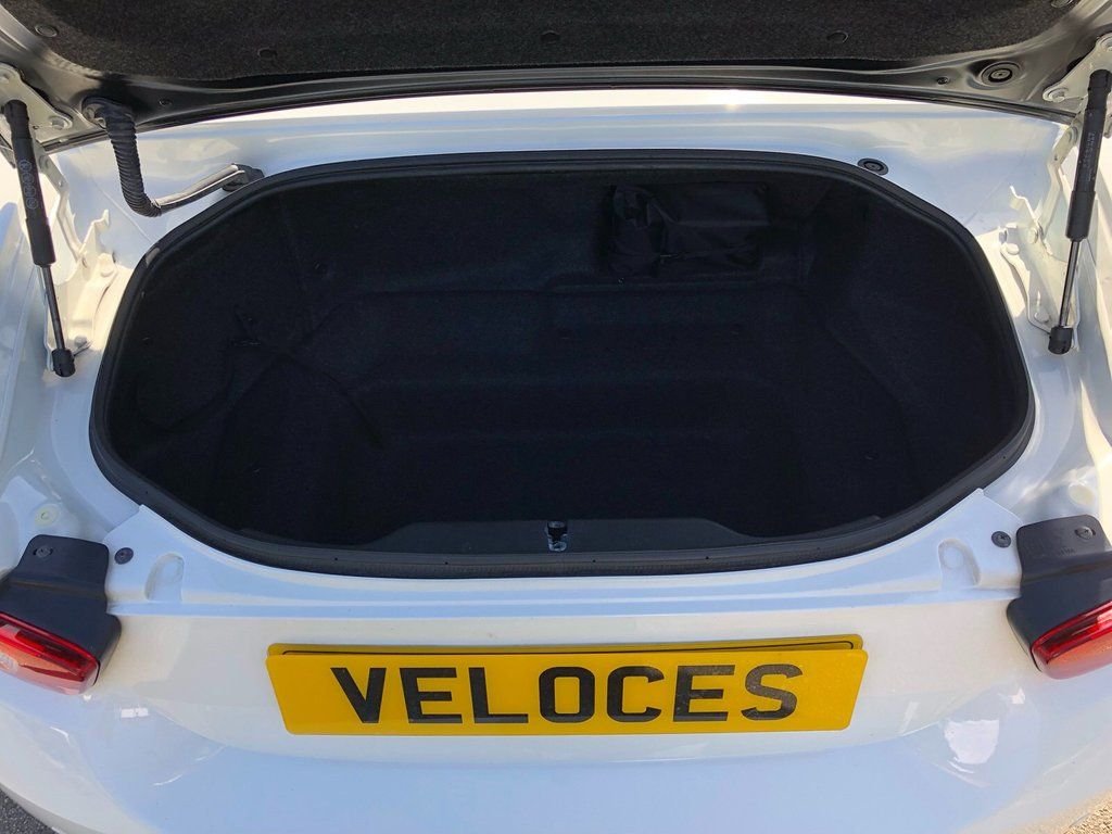 Used Abarth 124 Spider 2018 for sale - 77798359: Photo 30