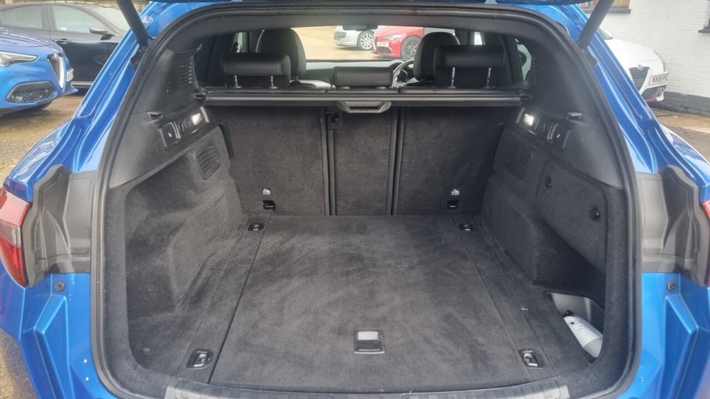 Used Alfa Romeo Stelvio 2022 for sale - 77594302: Photo 11