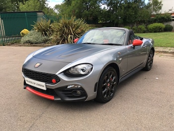Used Abarth 124 Spider 2018 for sale - 76609135: Photo