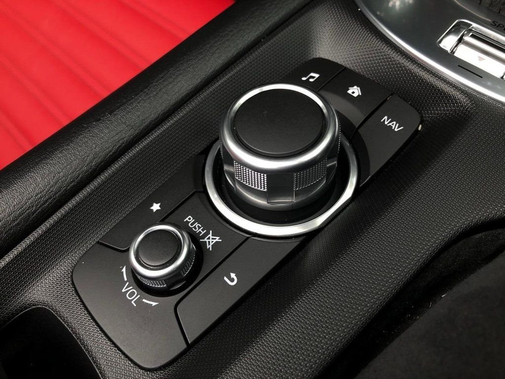 Used Abarth 124 Spider 2018 for sale - 78181089: Photo 21