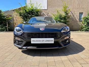 Used Abarth 124 Spider 2018 for sale - 78181089: Photo
