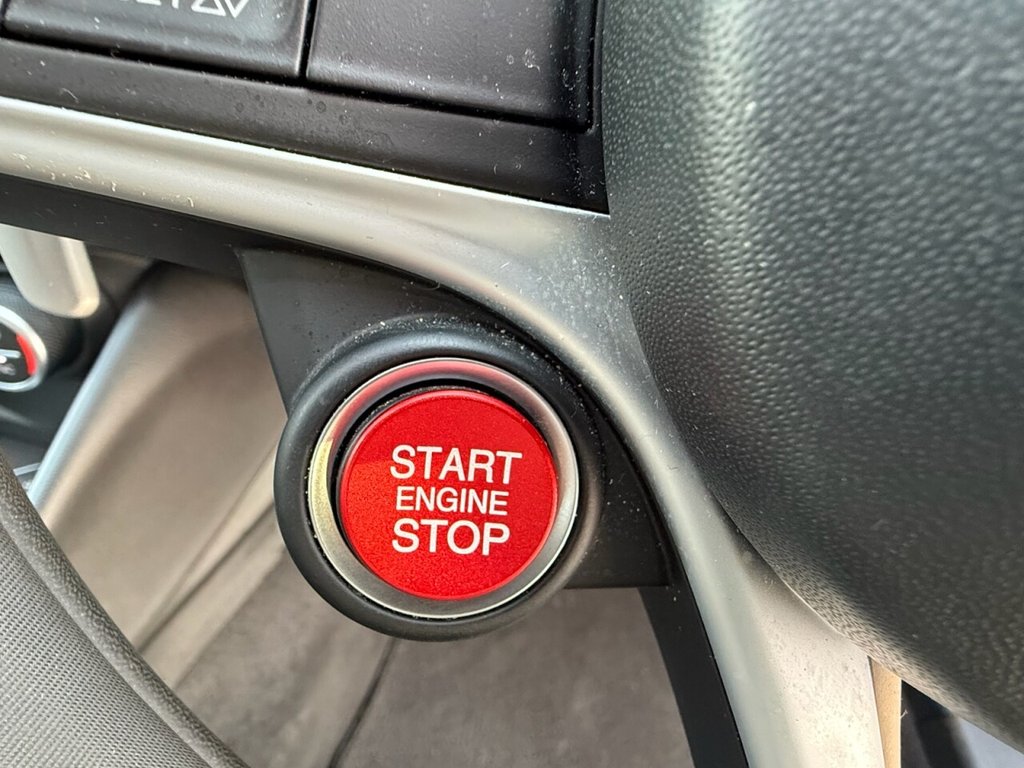 Used Alfa Romeo Giulia 2019 for sale - 77755230: Photo 8