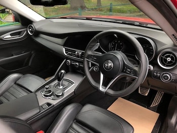 Used Alfa Romeo Giulia 2018 for sale - 78505556: Photo