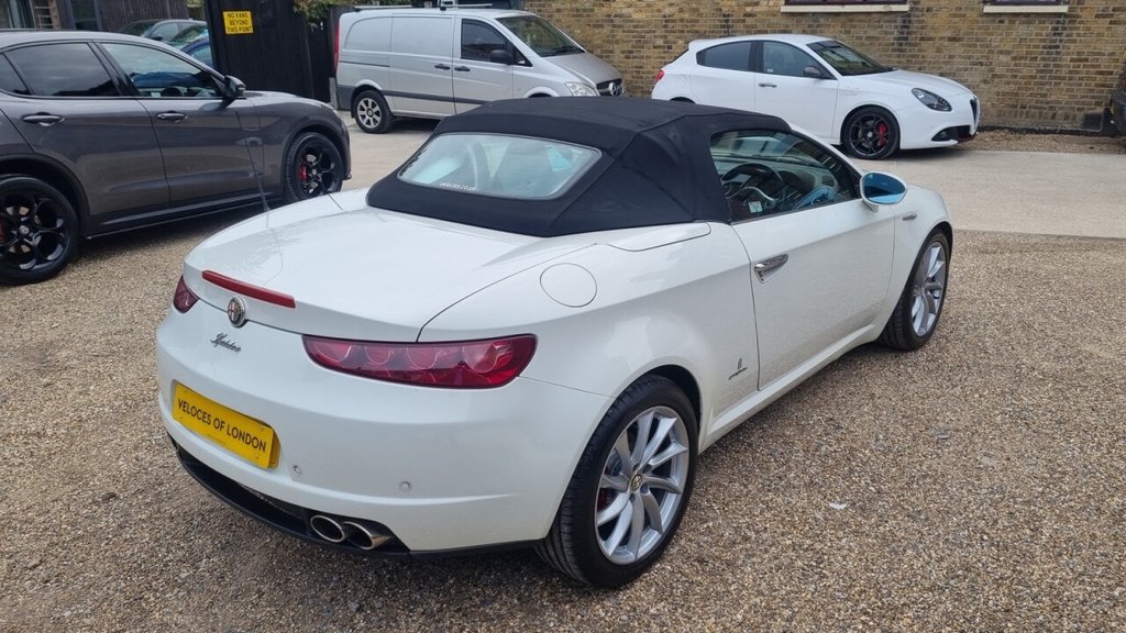 Used Alfa Romeo Spider 2009 for sale - 76609142: Photo 12