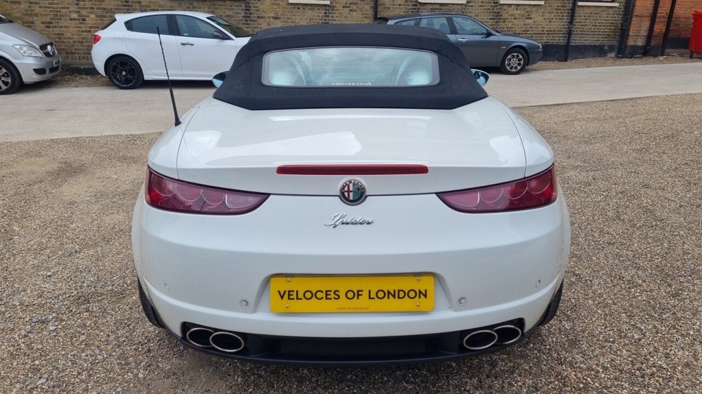 Used Alfa Romeo Spider 2009 for sale - 76609142: Photo 14
