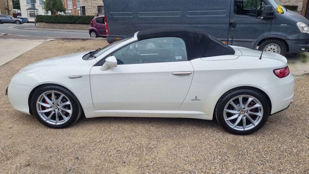 Used Alfa Romeo Spider 2009 for sale - 76609142: Photo 16