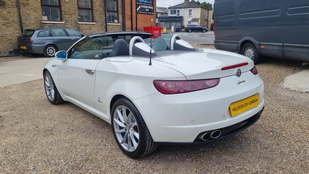 Used Alfa Romeo Spider 2009 for sale - 76609142: Photo 28