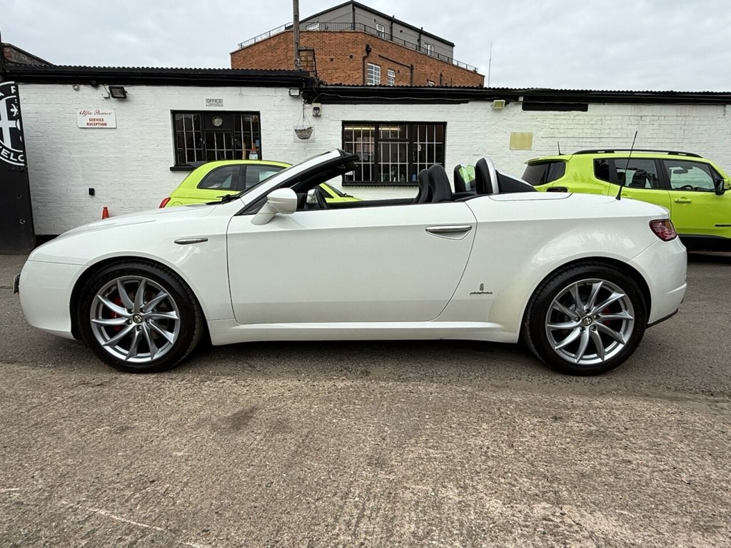 Used Alfa Romeo Spider 2009 for sale - 76609142: Photo 9