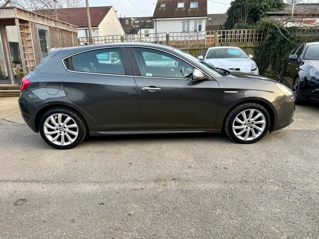 Used Alfa Romeo Giulietta 2011 for sale - 77771048: Photo 13