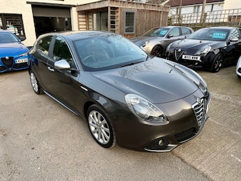 Used Alfa Romeo Giulietta 2011 for sale - 77771048: Photo