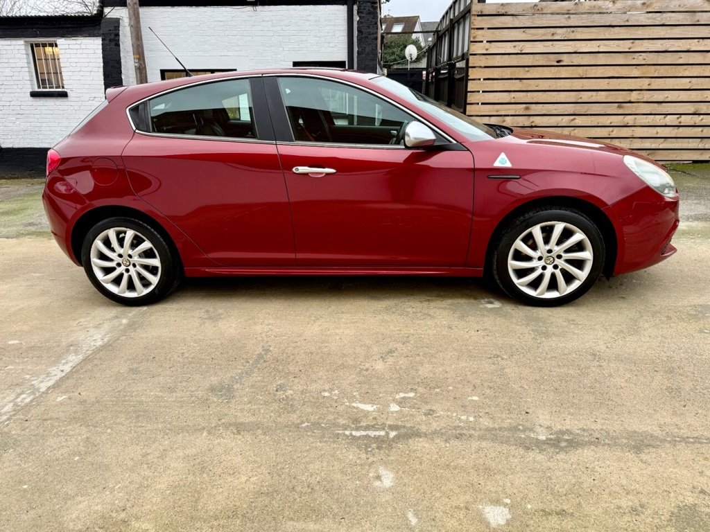 Used Alfa Romeo Giulietta 2011 for sale - 77042566: Photo 12