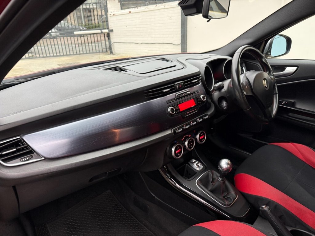 Used Alfa Romeo Giulietta 2011 for sale - 77042566: Photo 15