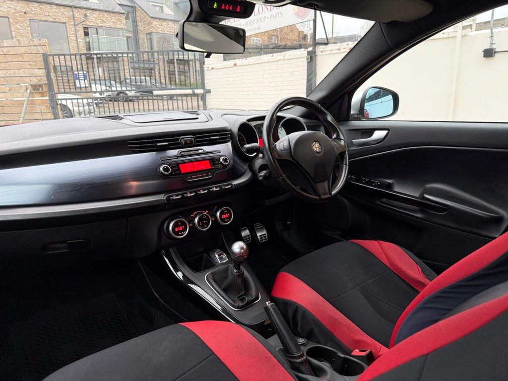 Used Alfa Romeo Giulietta 2011 for sale - 77042566: Photo 16