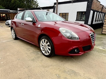 Used Alfa Romeo Giulietta 2011 for sale - 77042566: Photo