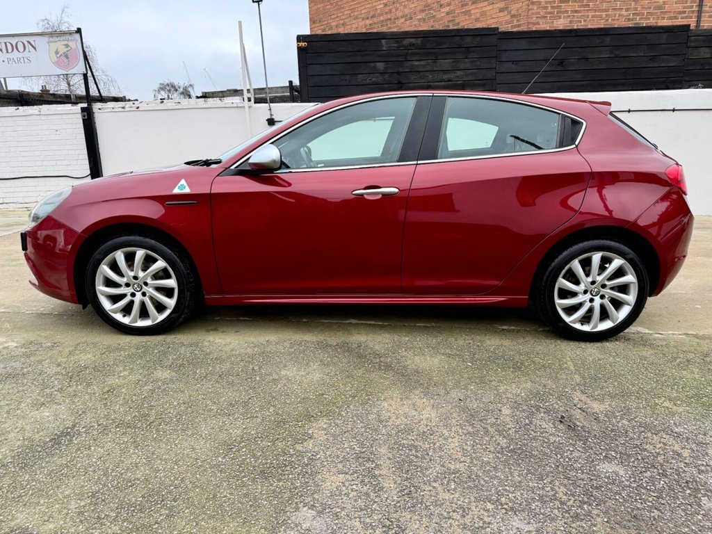 Used Alfa Romeo Giulietta 2011 for sale - 77042566: Photo 6