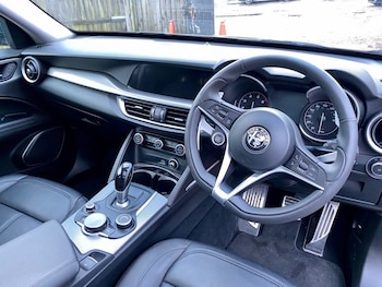 Used Alfa Romeo Stelvio 2019 for sale - 76609088: Photo