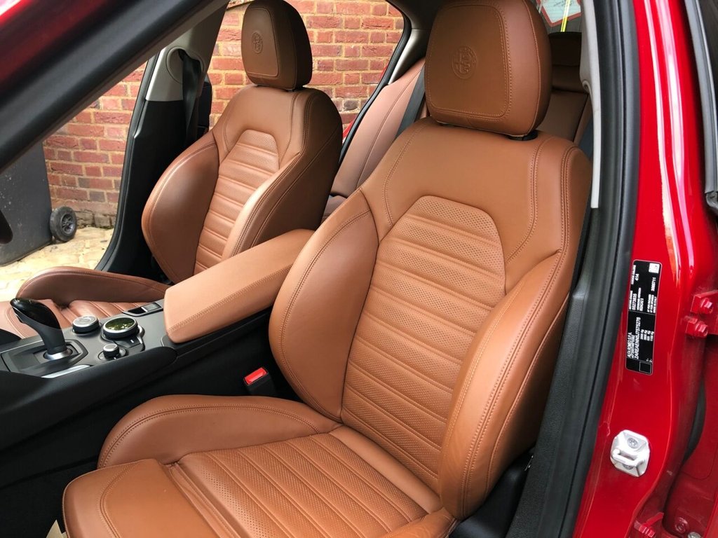 Used Alfa Romeo Giulia 2017 for sale - 76609144: Photo 6