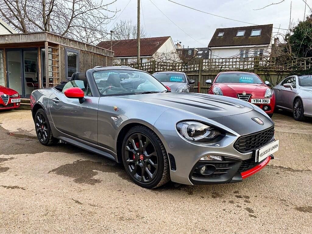 Used Abarth 124 Spider 2018 for sale - 77636669: Photo 1