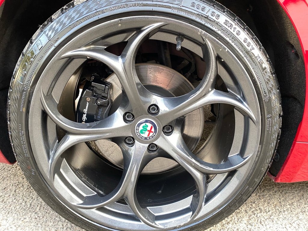 Used Alfa Romeo Giulia 2018 for sale - 76609098: Photo 10