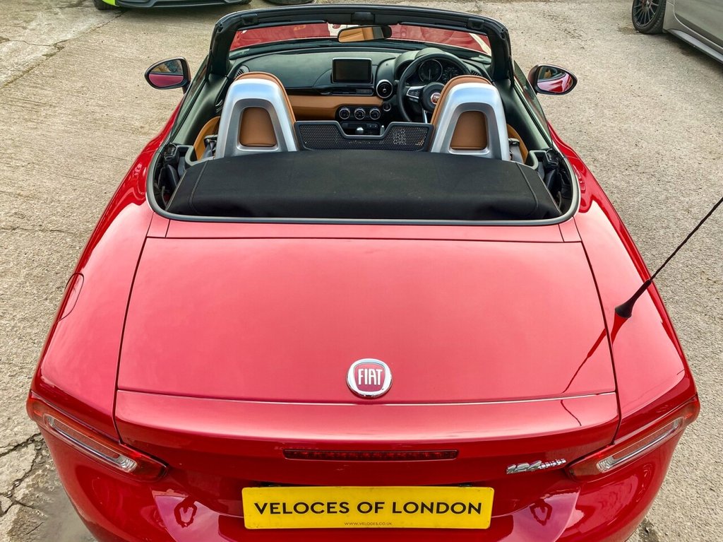 Used Fiat 124 Spider 2017 for sale - 76609101: Photo 13