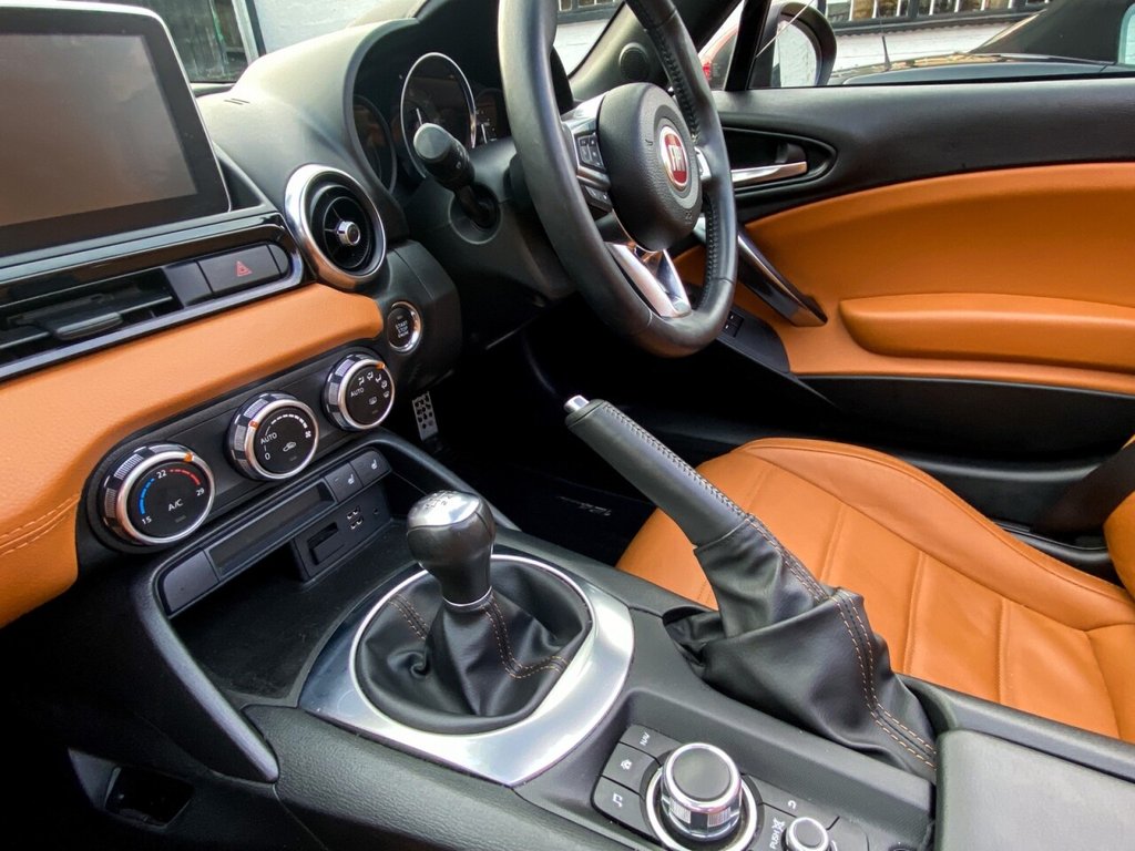 Used Fiat 124 Spider 2017 for sale - 76609101: Photo 21