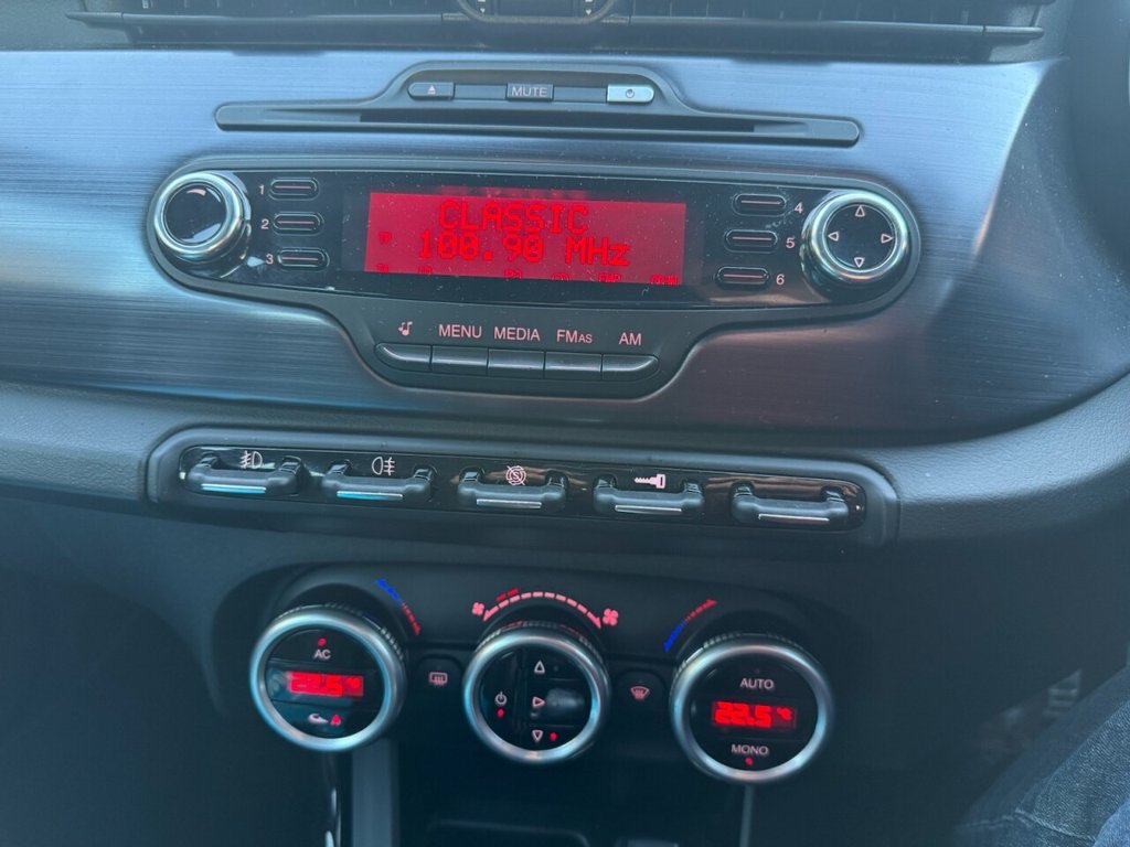 Used Alfa Romeo Giulietta 2011 for sale - 77936580: Photo 20