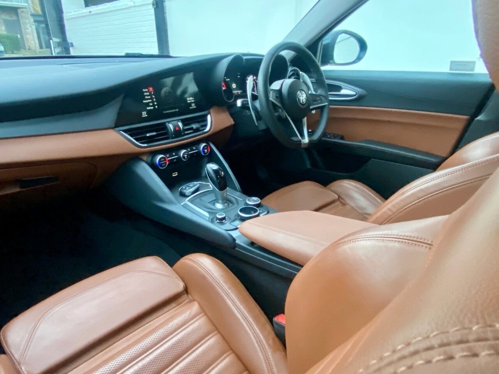 Used Alfa Romeo Giulia 2017 for sale - 76609116: Photo 11