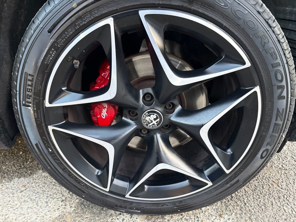 Used Alfa Romeo Stelvio 2019 for sale - 76717177: Photo 15