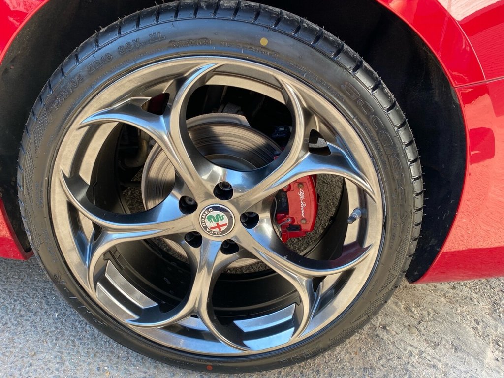 Used Alfa Romeo Giulia 2017 for sale - 76609099: Photo 11
