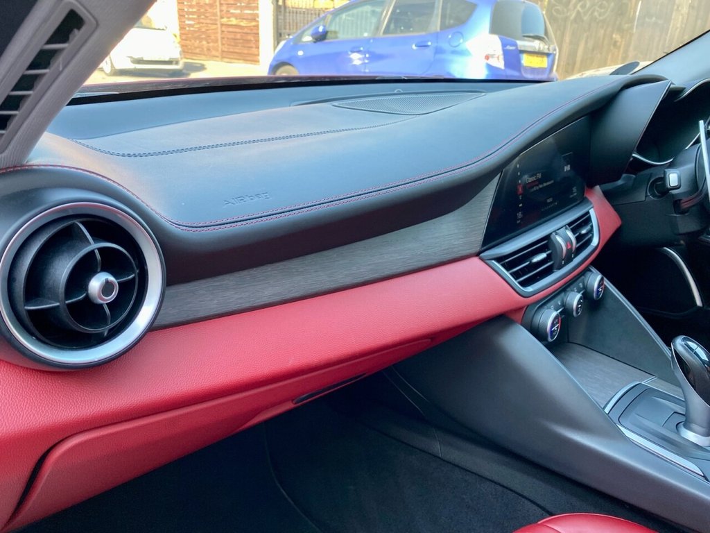 Used Alfa Romeo Giulia 2017 for sale - 76609099: Photo 17